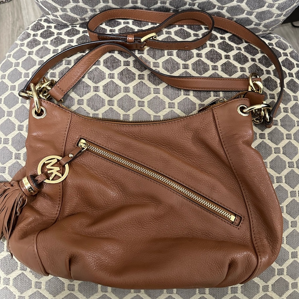 Michael Kors shoulder/crossbody bag.